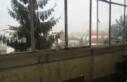 3 camere, 67 mp, etaj intermediar, zona strazii Parang