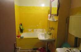 3 camere, 67 mp, etaj intermediar, zona strazii Parang