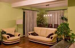 Apartament 3 camere, 105 mp, parcare, boxa subsol, zona Complex Nora