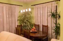 Apartament 3 camere, 105 mp, parcare, boxa subsol, zona Complex Nora