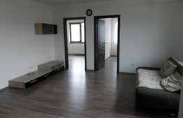 Vanzare apartament cu 3 camere, 64 mp! Zona strazii Sesul de Sus!