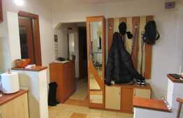 Apartament 4 camere, 77 mp, boxa la subsol, zona Kaufland