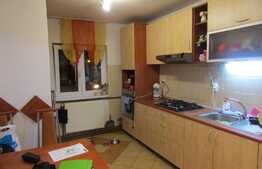 Apartament 4 camere, 77 mp, boxa la subsol, zona Kaufland