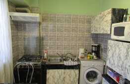 Apartament 2 camere, 50 mp, decomandat, garaj, boxa, zona strazii Tulcea