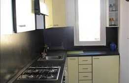 In Centru zona Facultatii De Litere!