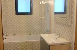  Apartament cu 3 camere, 72 mp, garaj, totul nou, zona Oncos