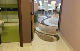 Apartament 3 camere, 80 mp, garaj, boxa subsol, zona strazii Plopilor