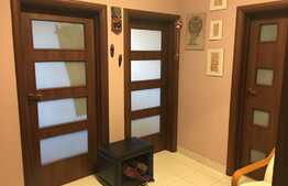 Apartament 3 camere, 80 mp, garaj, boxa subsol, zona strazii Plopilor