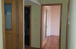 Apartament 3 camere, 84 mp, balcon, zona Calea Floresti
