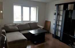 Apartament 3 camere, 84 mp, balcon, zona Calea Floresti