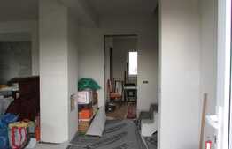 Casa de vanzare 128 mp, teren 420 mp, 21 ml, zona Apahida