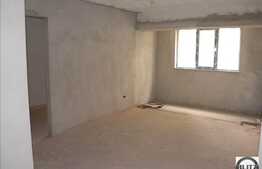 2 camere, 40 mp in Baciu!