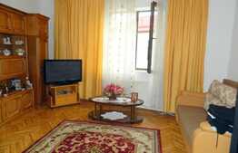 2 camere, 70 mp, imobil de tip casa, garaj, zona Garii