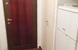 Garsoniera de vanzare, 32 mp, etaj intermediar, zona Petrom