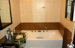 Apartament 2 camere, 67 mp, garaj, imobil nou, Complex Plopilor Vest