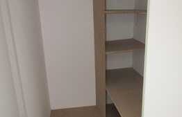 Apartament in casa, 65 mp, 3 camere, parcare, zona strazii Paris