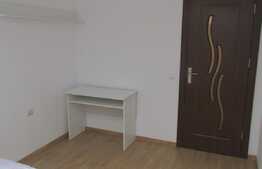 Apartament in casa, 65 mp, 3 camere, parcare, zona strazii Paris