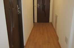 Apartament in casa, 65 mp, 3 camere, parcare, zona strazii Paris