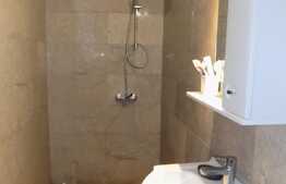 Garsoniera 35 mp, parcare, PRIMA INCHIRIERE, zona strazii Frunzisului