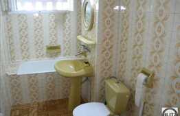 De vanzare 3 camere, decomandat! Garaj inclus in pret, zona strazii Ciucas