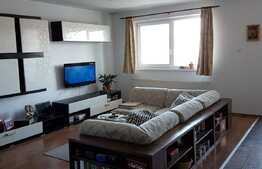 De vanzare 3 camere, 71 mp, etaj intermediar, zona Big