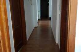 De vanzare 3 camere, 71 mp, etaj intermediar, zona Big