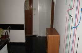 De inchiriat apartament 2 camere, 52 mp, decomandat, garaj, zona Casa Piratilor