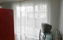 De vanzare garsoniera de 32 mp, mobilata si utilata! Zona strazii Eroilor!