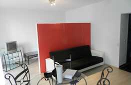 De vanzare garsoniera de 32 mp, mobilata si utilata! Zona strazii Eroilor!