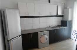 De vanzare garsoniera de 32 mp, mobilata si utilata! Zona strazii Eroilor!