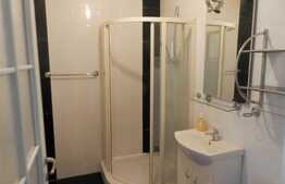 De vanzare garsoniera de 32 mp, mobilata si utilata! Zona strazii Eroilor!