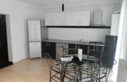 De vanzare garsoniera de 32 mp, mobilata si utilata! Zona strazii Eroilor!