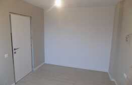 Apartament la prima inchiriere, LA CHEIE! Zona Vivo!