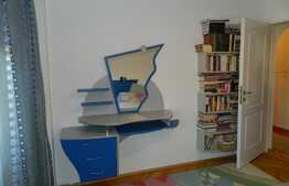 Apartament 3 camere, 78 mp, decomandat, parcare, zona strazii Fantanele