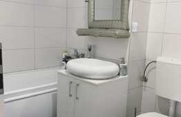 Vanzare 3 camere, 64 mp, zona strazii Corbului