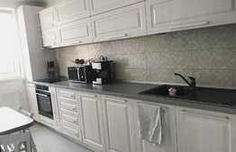 Vanzare 3 camere, 64 mp, zona strazii Corbului