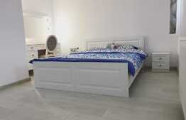 Vanzare 3 camere, 64 mp, zona strazii Corbului