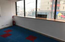 Birouri in centru cu o suprafata 200 mp!