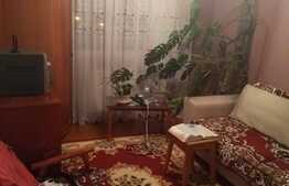 Apartament 4 camere, 78 mp, decomandat, parcare, 2 boxe, zona Iulius Mall