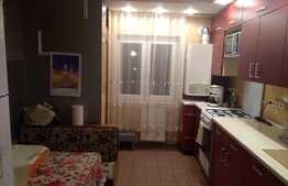 Apartament 4 camere, 78 mp, decomandat, parcare, 2 boxe, zona Iulius Mall