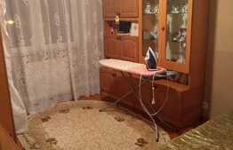 Apartament 4 camere, 78 mp, decomandat, parcare, 2 boxe, zona Iulius Mall