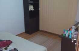 Apartament 3 camere, semidecomandat, 48 mp, etaj intermediar, zona Big