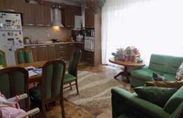 Apartament frumos cu 2 camere, 45 mp, balcon de 10 mp! Parcare cu CF!