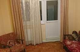 De vanzare apartament 2 camere, 40 mp, etaj intermediar, boxa, zona Big