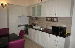 Apartament 3 camere, 70 mp, prima inchiriere, garaj, zona Piata Mihai Viteazu