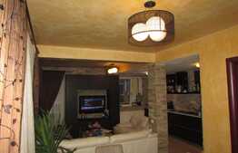 Casa de vanzare de 108 mp, teren 485 mp, 28 ml front, zona linistita!