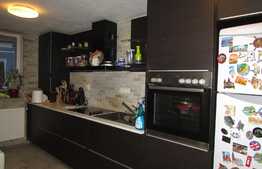 Casa de vanzare de 108 mp, teren 485 mp, 28 ml front, zona linistita!