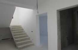 Casa de vanzare, 165 mp, teren 620 mp, zona linistita de case