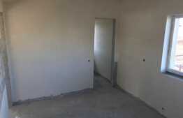 Casa de vanzare, 120 mp, teren 450 mp, zona linistita de case