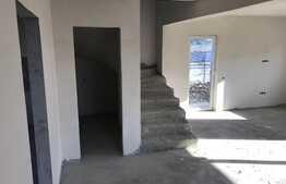 Casa de vanzare, 120 mp, teren 450 mp, zona linistita de case